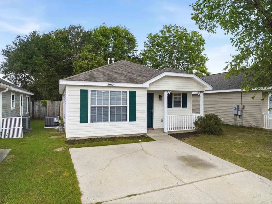 3064 Flintlock Dr, Pensacola, FL 32526 - #3