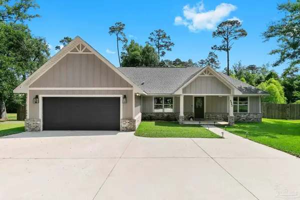 4942 Guernsey Rd, Pace, FL 32571