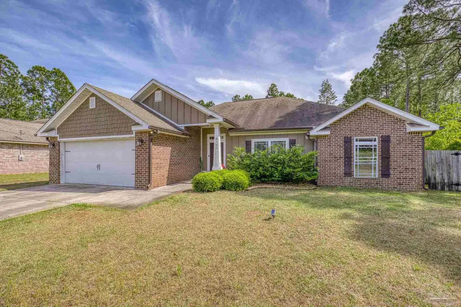 8135 Nevada St, Navarre, FL 32566 - #3