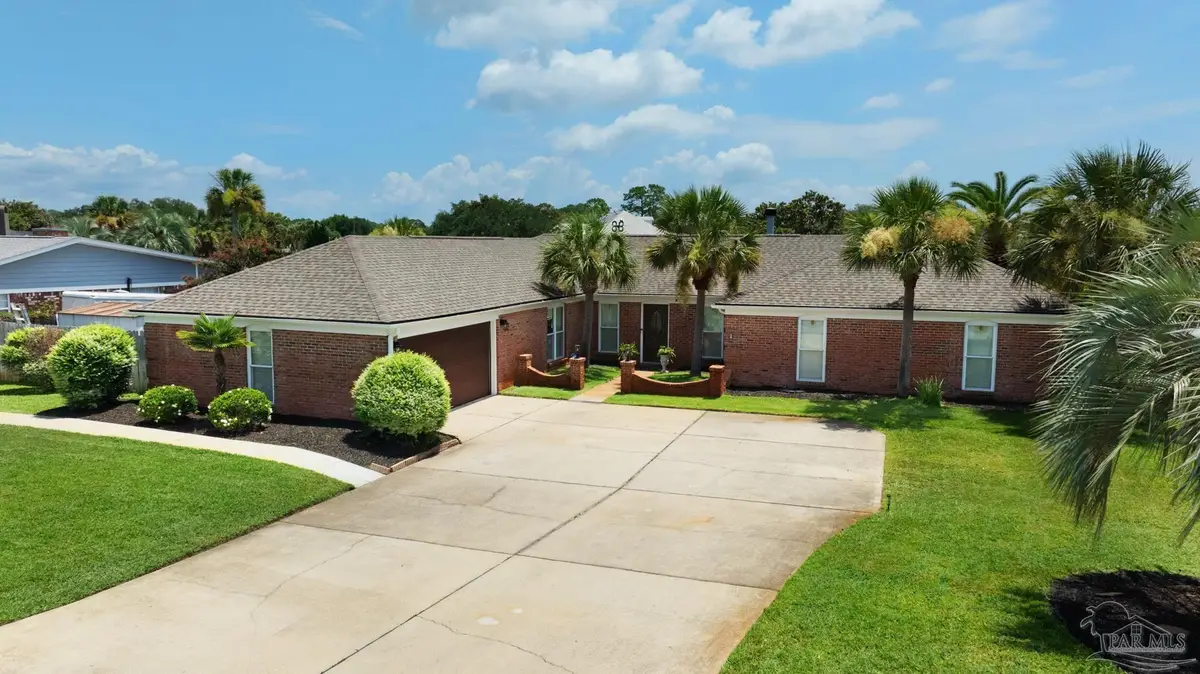 934 Aquamarine Dr, Gulf Breeze, FL 32563 - #1