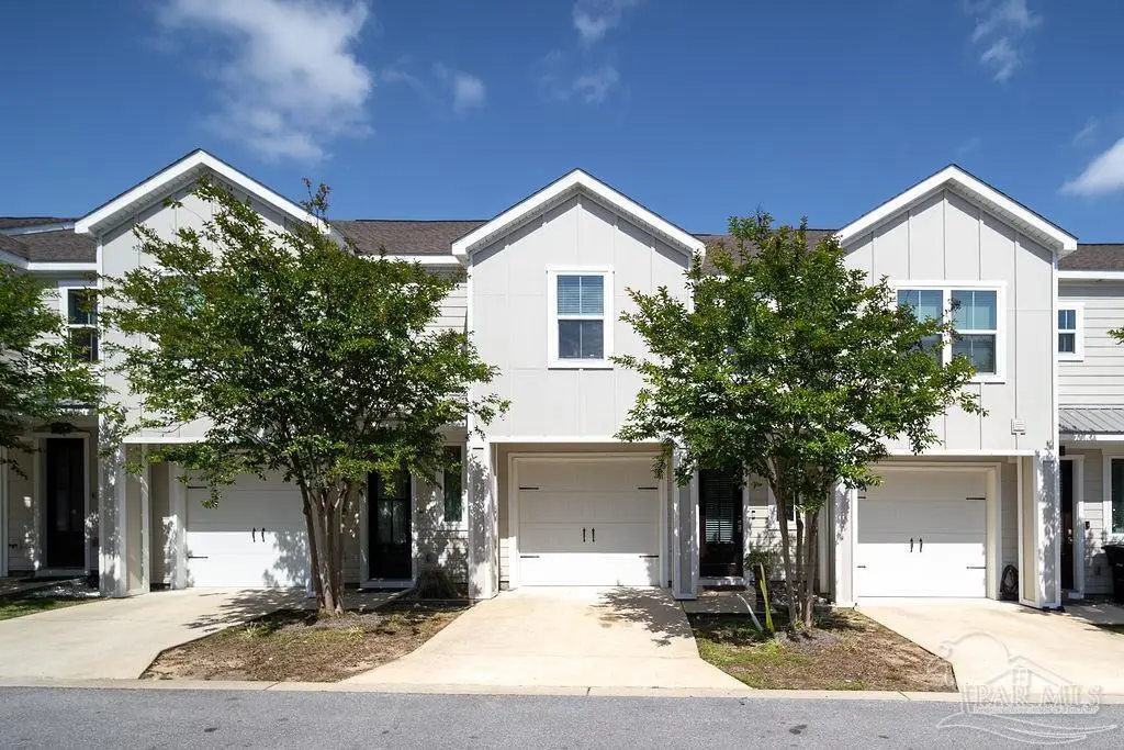 266 Junction Ave, Pensacola, FL 32502 - #1