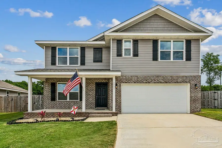 5731 Guinevere Ln, Milton, FL 32583 - #3