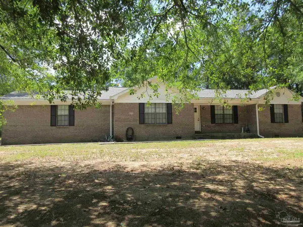 5511 Cottonwood Dr, Milton, FL 32570