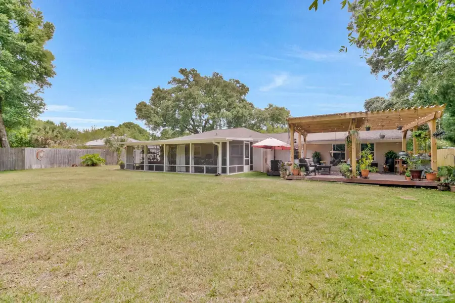 605 Lownde Ave, Pensacola, FL 32507 - #2
