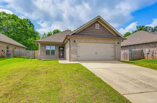 445 Pemberton Ln, Cantonment, FL 32533