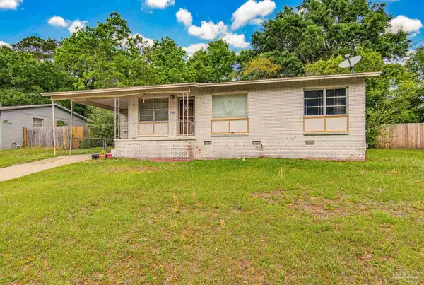 908 Blue Springs Dr, Pensacola, FL 32505