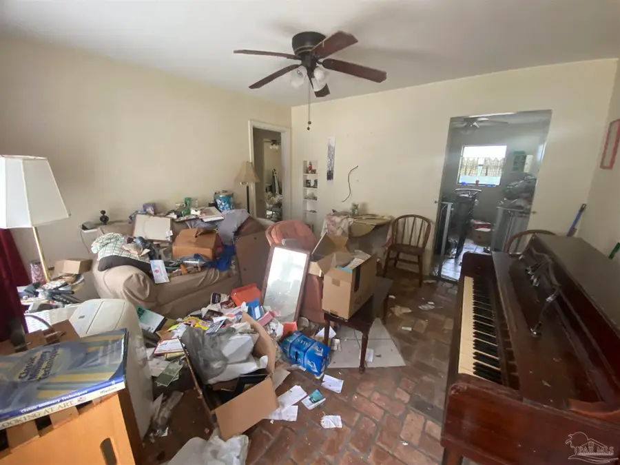 208 N Madison Dr, Pensacola, FL 32505 - #2