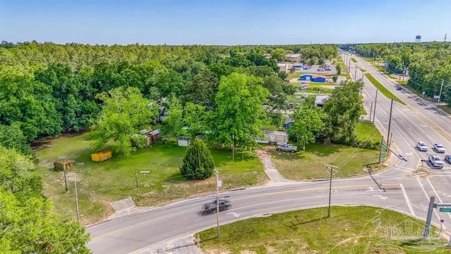 5907 Carroll Rd, Milton, FL 32583 - #2