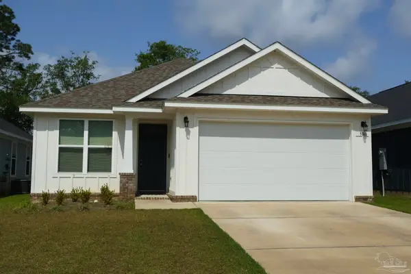 5361 Parkside Dr, Pace, FL 32571