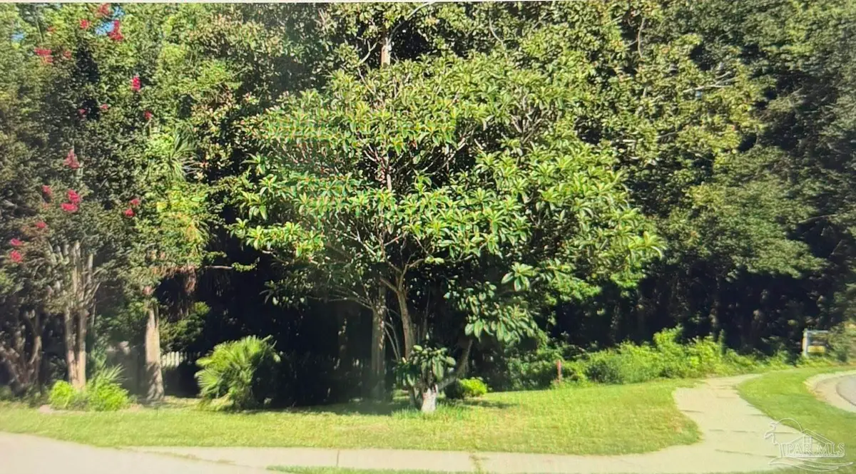 5969 Hermitage Dr, Pensacola, FL 32504 - #1