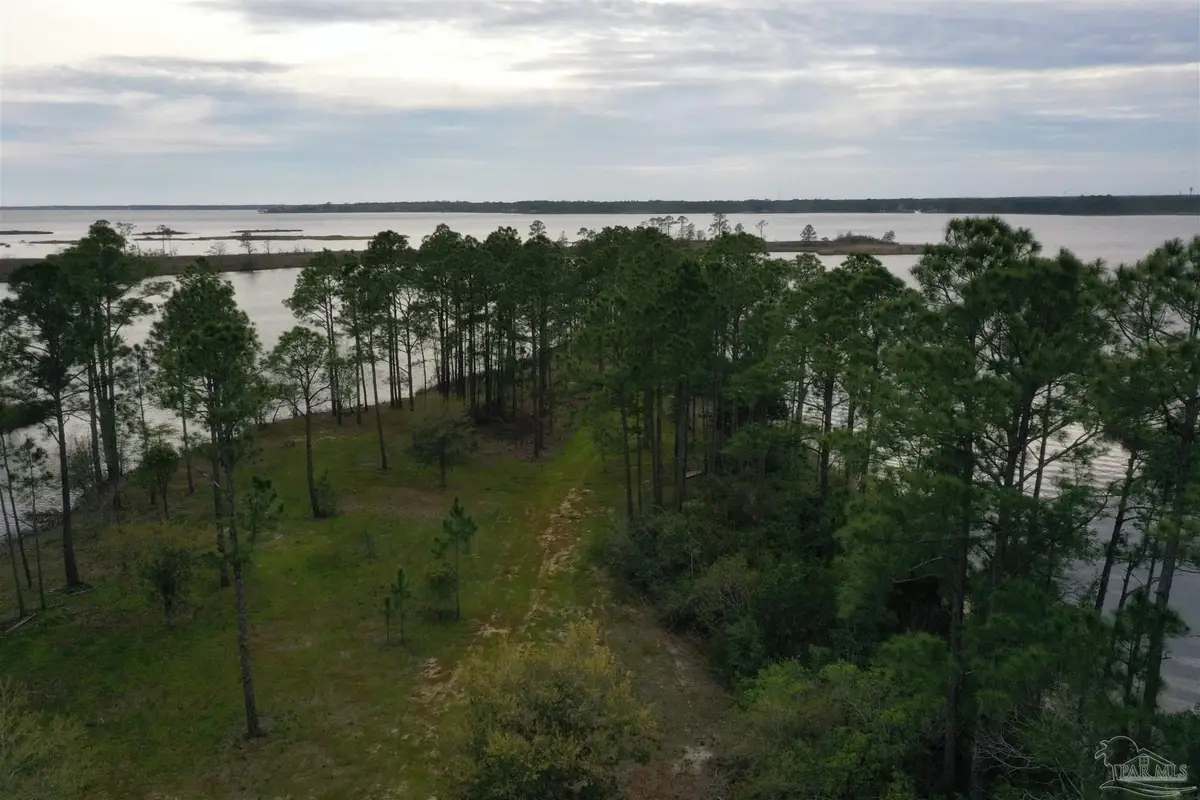 7999 Virginia Ln, Milton, FL 32583 - #1