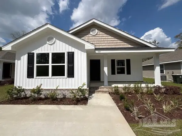 1015 Brimwood Cir #6D, Cantonment, FL 32533