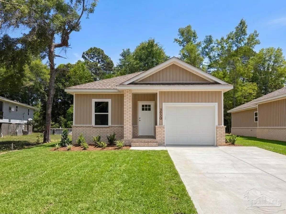 3032 N 11th Ave, Milton, FL 32583 - #1