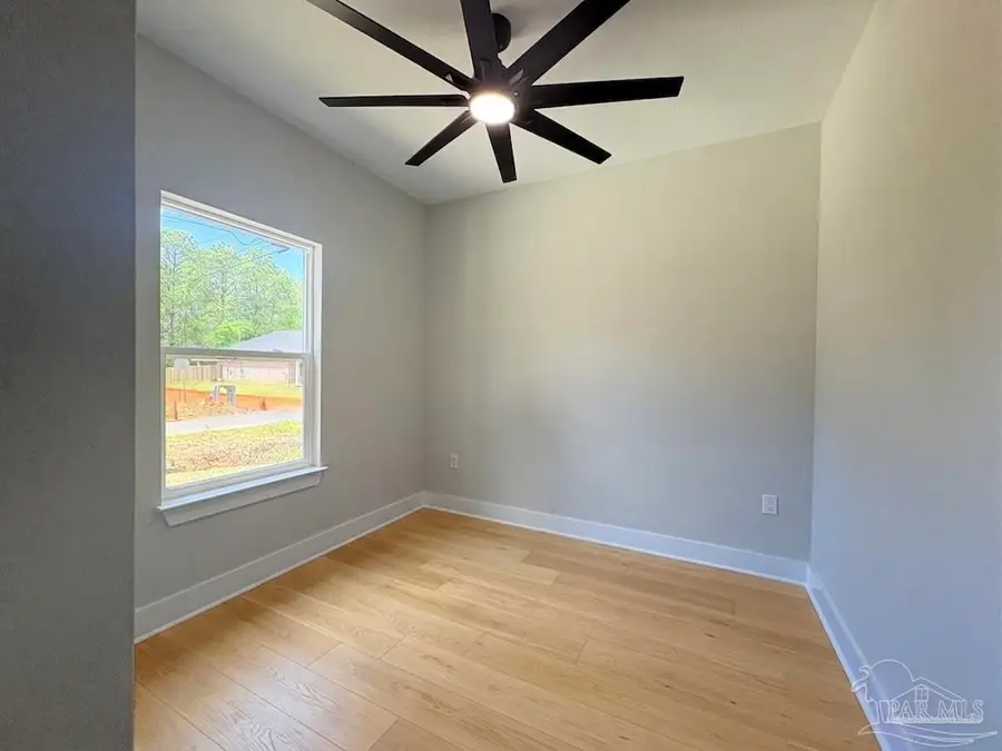 3032 N 11th Ave, Milton, FL 32583 - #3