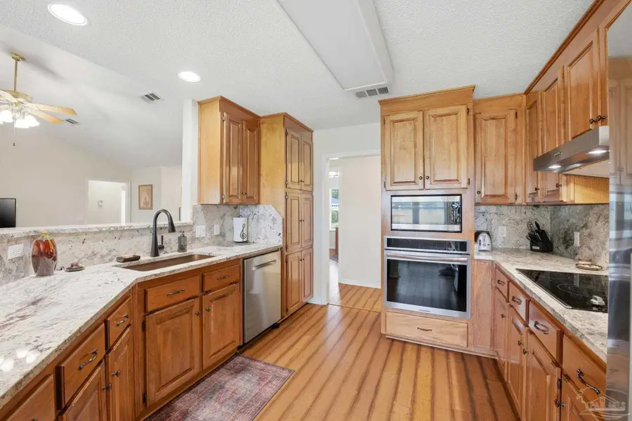 9271 Hansel Dr, Navarre, FL 32566 - #3