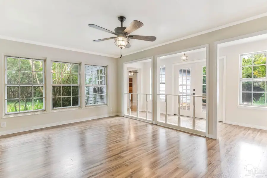 203 W Lloyd St, Pensacola, FL 32501 - #2