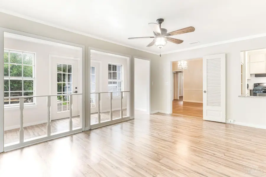 203 W Lloyd St, Pensacola, FL 32501 - #3