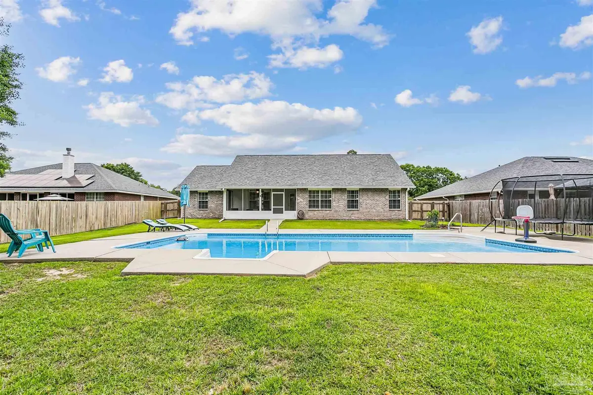 1543 Twin Pines Cir, Cantonment, FL 32533 - #1
