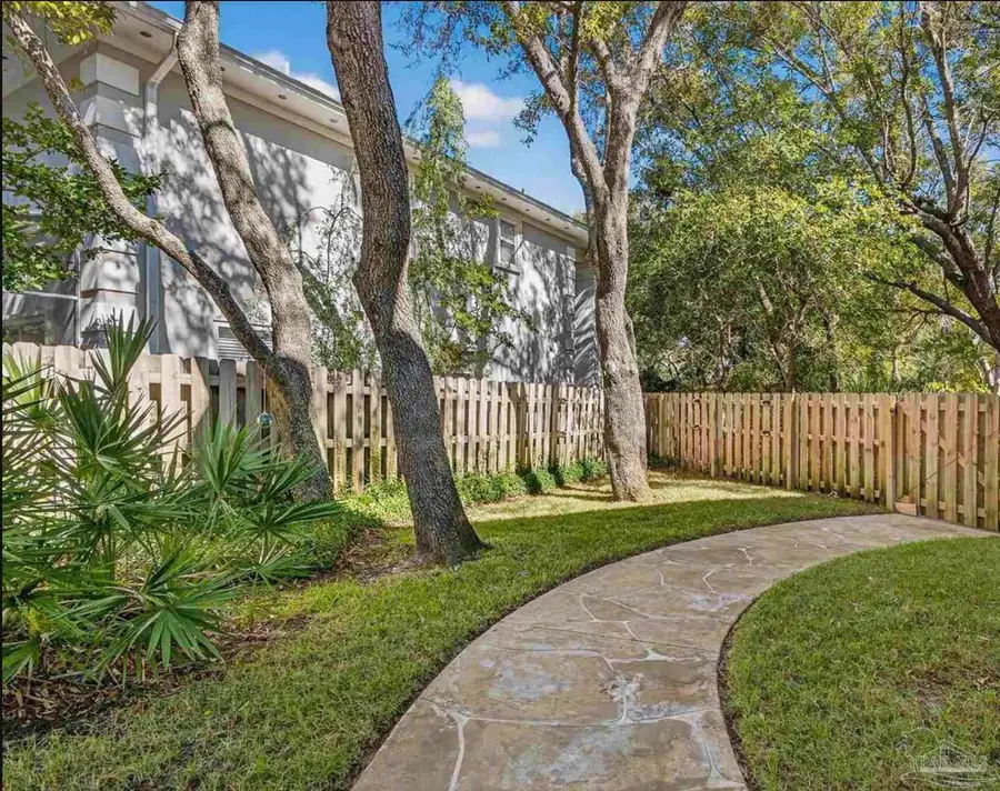 6 Fairpoint Pl, Gulf Breeze, FL 32561 - #3