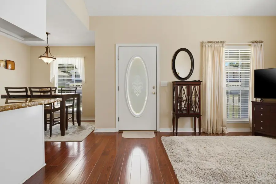 6367 Cottage Woods Dr, Milton, FL 32570 - #2