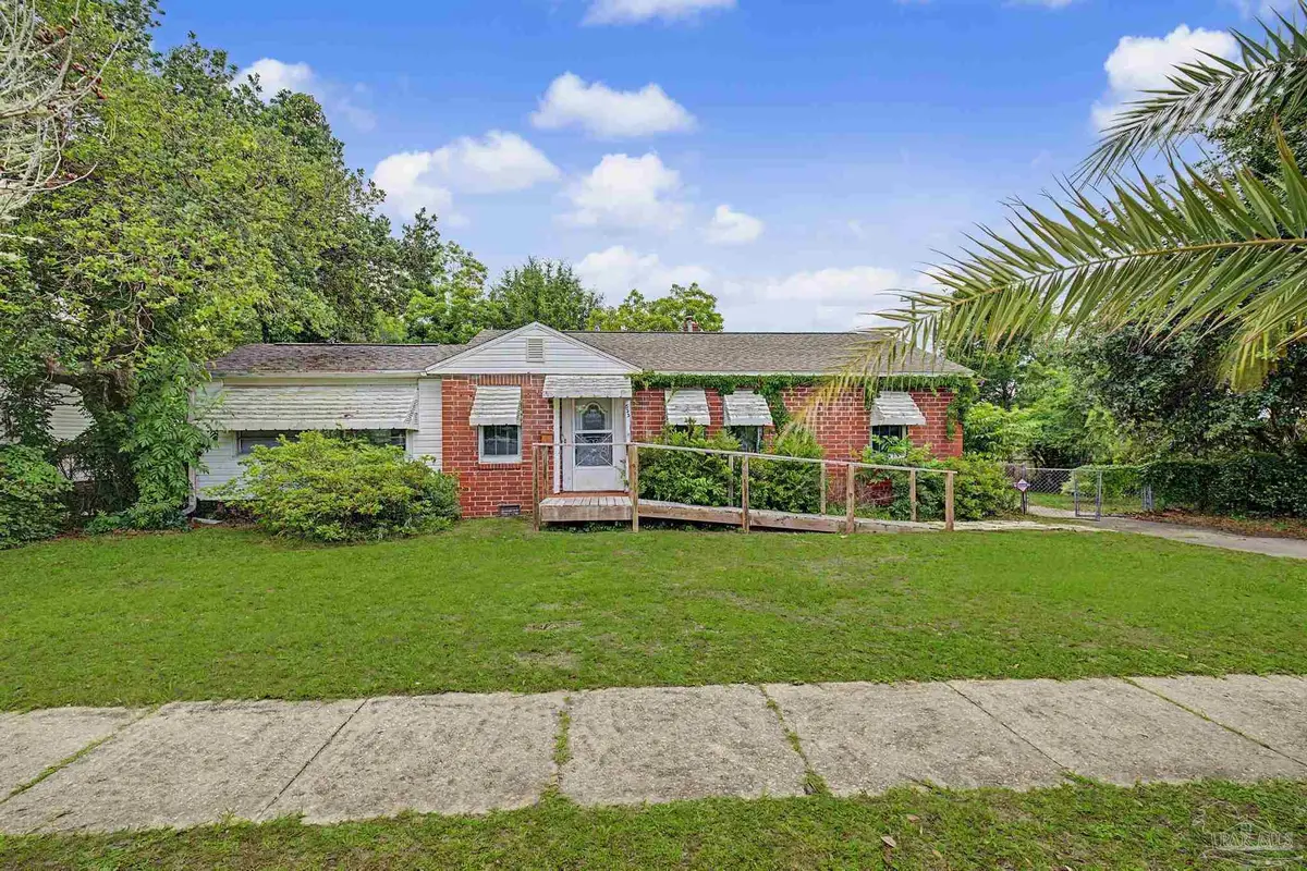 333 Gibbs Rd, Pensacola, FL 32507 - #1