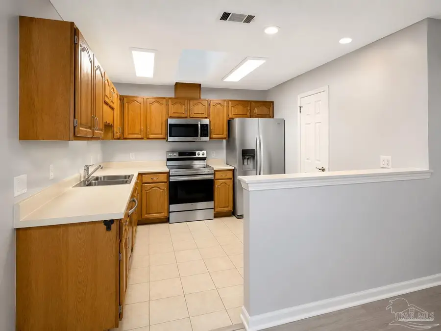 3250 Braxton Cir, Pensacola, FL 32504 - #3