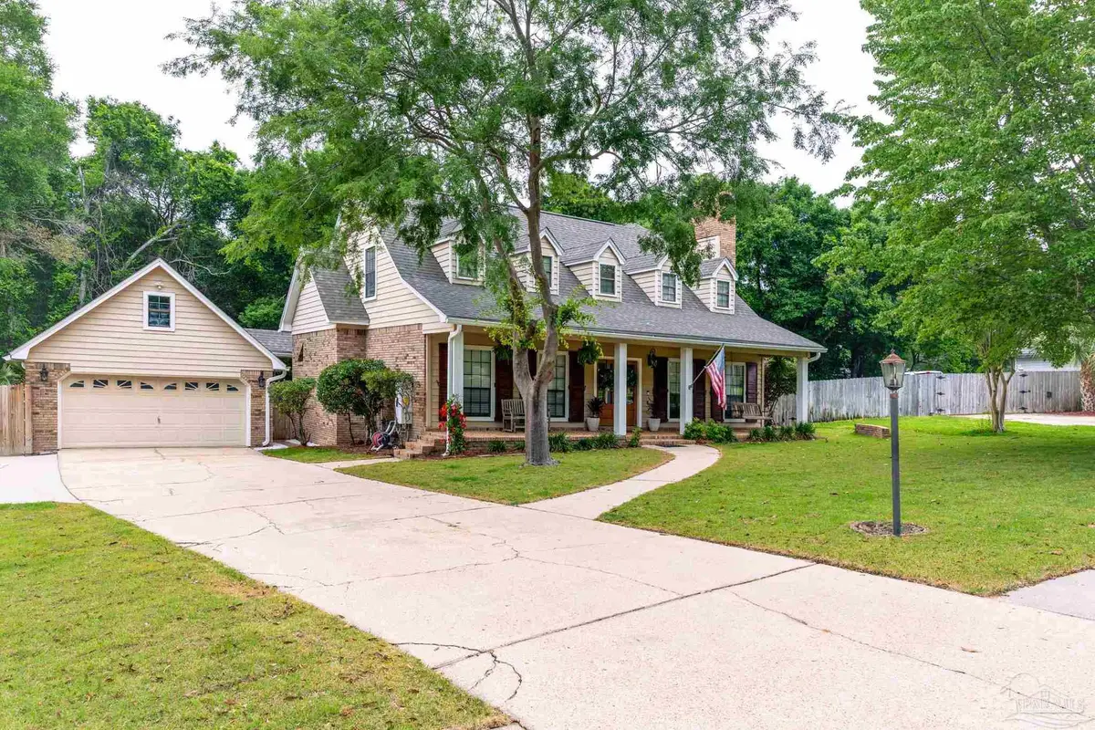 2351 Inverness Dr, Pensacola, FL 32503 - #1