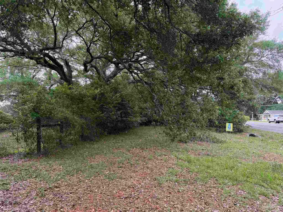 6830 Mobile Hwy, Pensacola, FL 32526 - #3