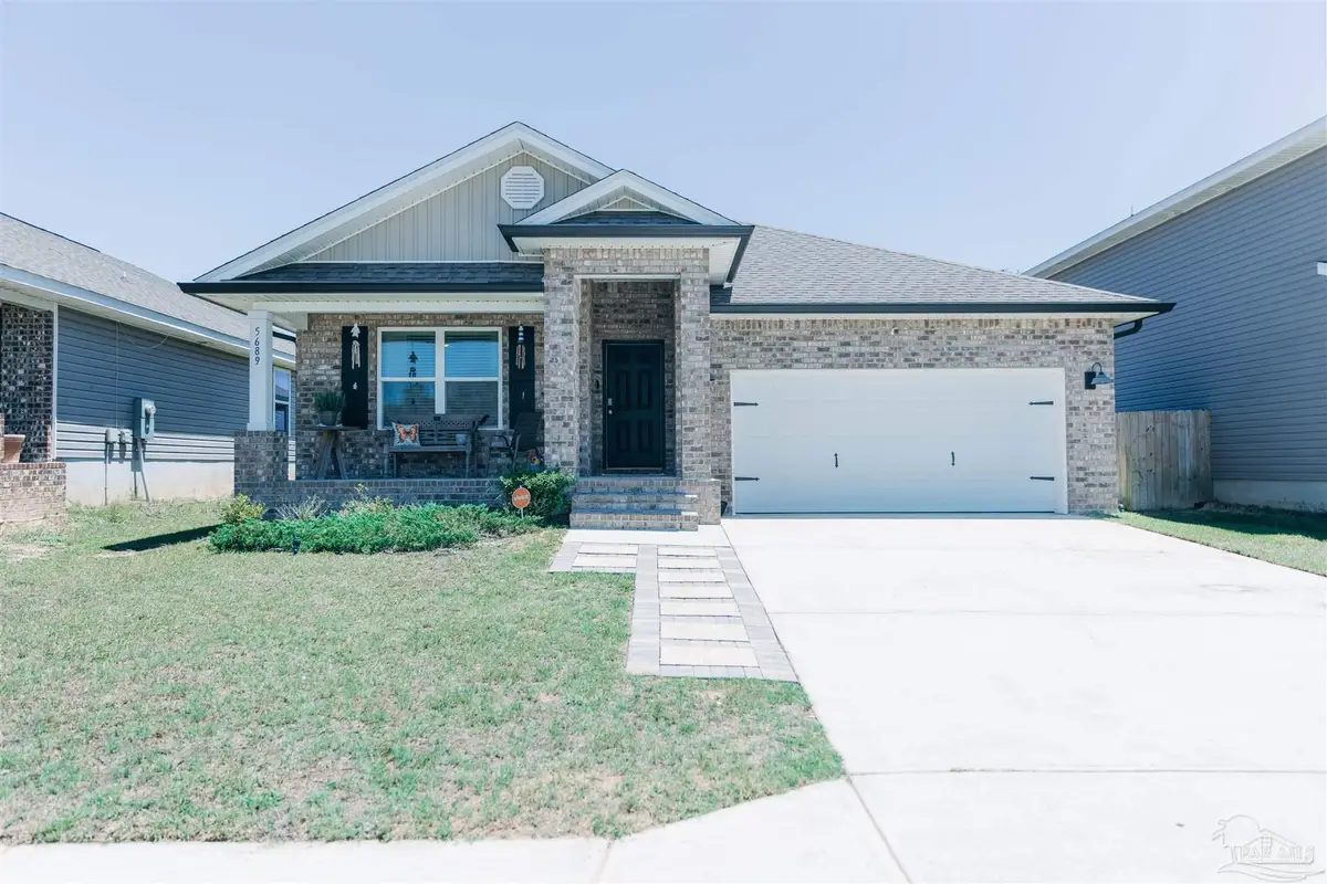 5689 Guinevere Ln, Milton, FL 32583 - #1