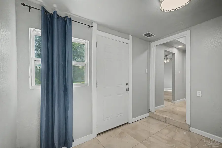 8625 Stockdale Ave, Pensacola, FL 32514 - #3