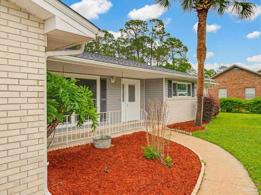 7390 Chesterfield Rd, Pensacola, FL 32506 - #3