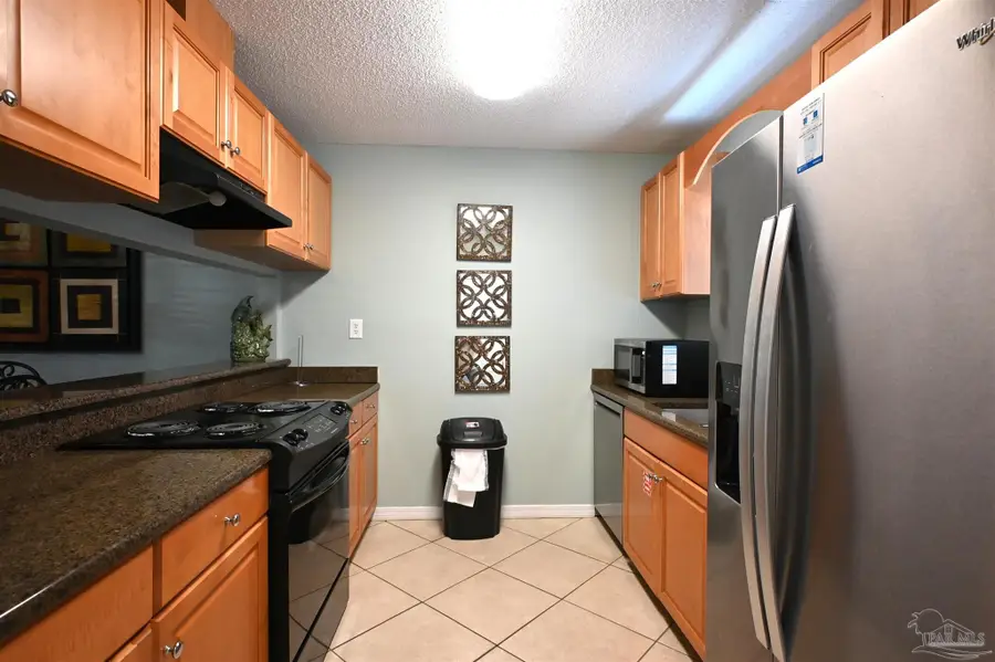 8443 Gulf Blvd #D14, Navarre, FL 32566 - #3