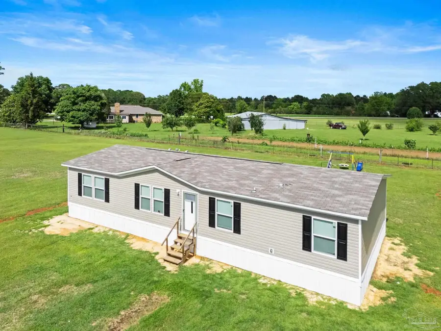 101 Clearview Rd, Flomaton, AL 36441 - #2