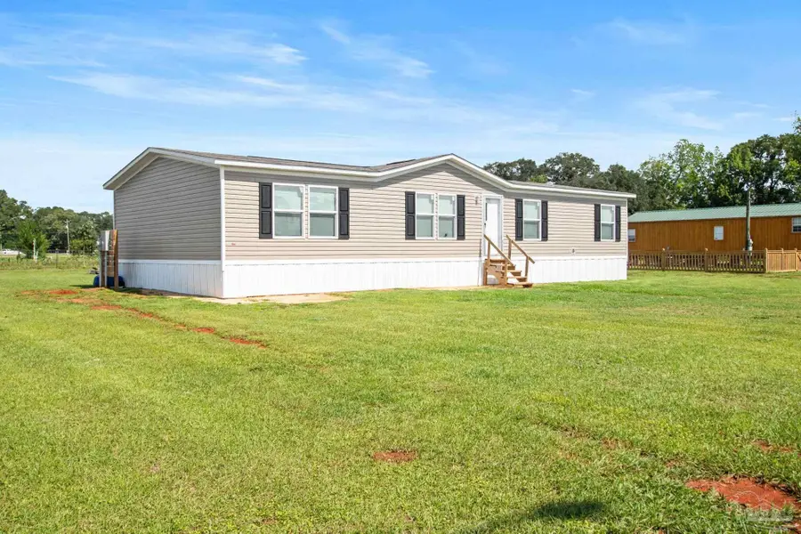 101 Clearview Rd, Flomaton, AL 36441 - #3