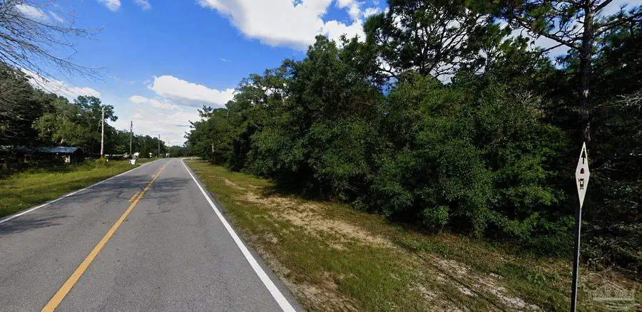 8061 Hickory Hammock Rd, Milton, FL 32583 - #2