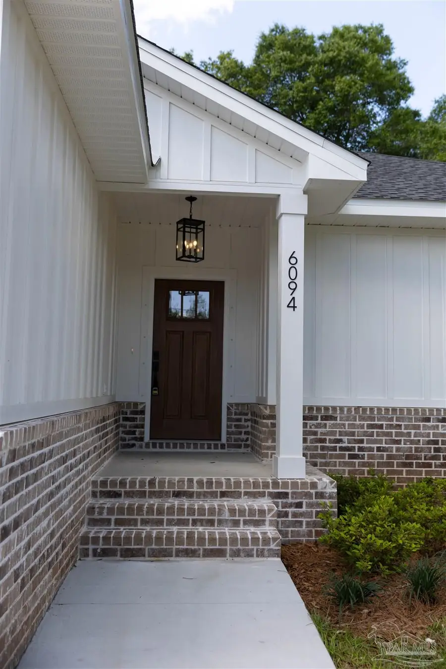 000 Woodridge Dr, Milton, FL 32570 - #2
