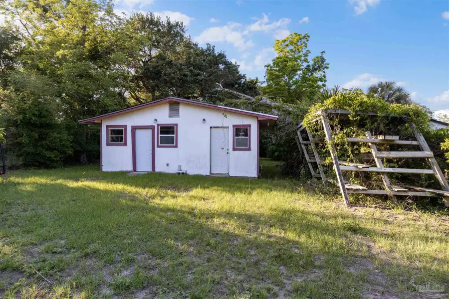 1206 W Brainerd St, Pensacola, FL 32501 - #2