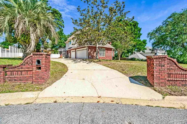 4530 Baywalk Cir, Pensacola, FL 32514