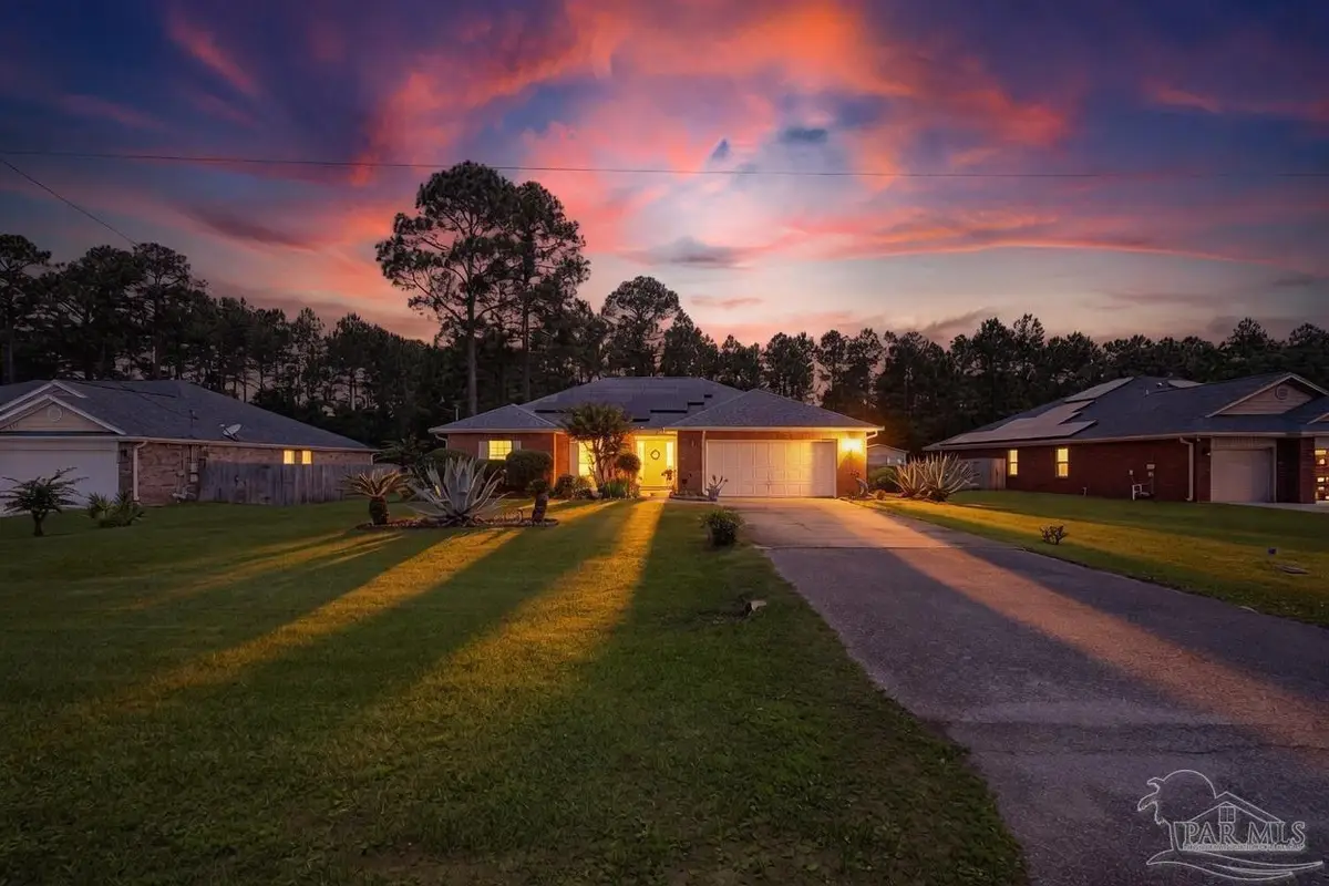 7654 Manatee St, Navarre, FL 32566 - #1