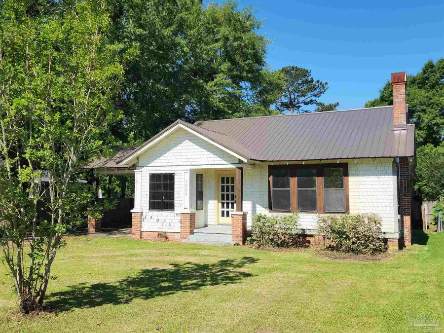 1004 S Pensacola Ave, Atmore, AL 36502 - #2