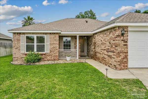 5594 Fawn Ridge Dr, Gulf Breeze, FL 32563
