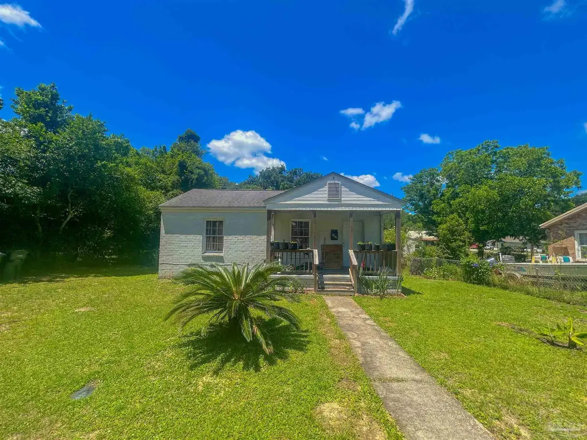 507 W Sunset Ave, Pensacola, FL 32507 - #1