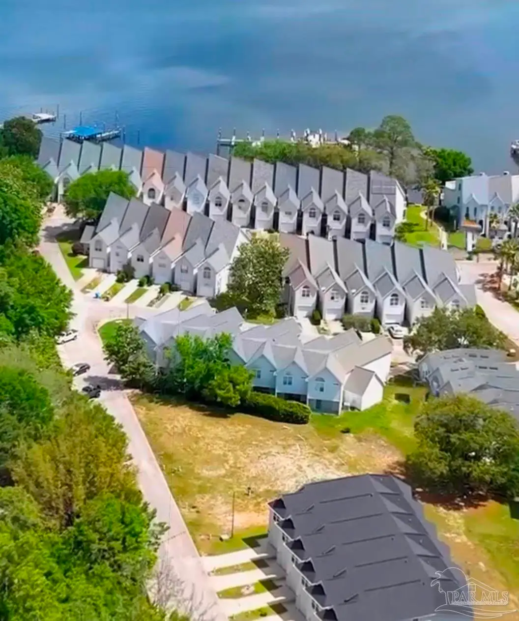 7267 Majestic Blvd, Navarre, FL 32566 - #1
