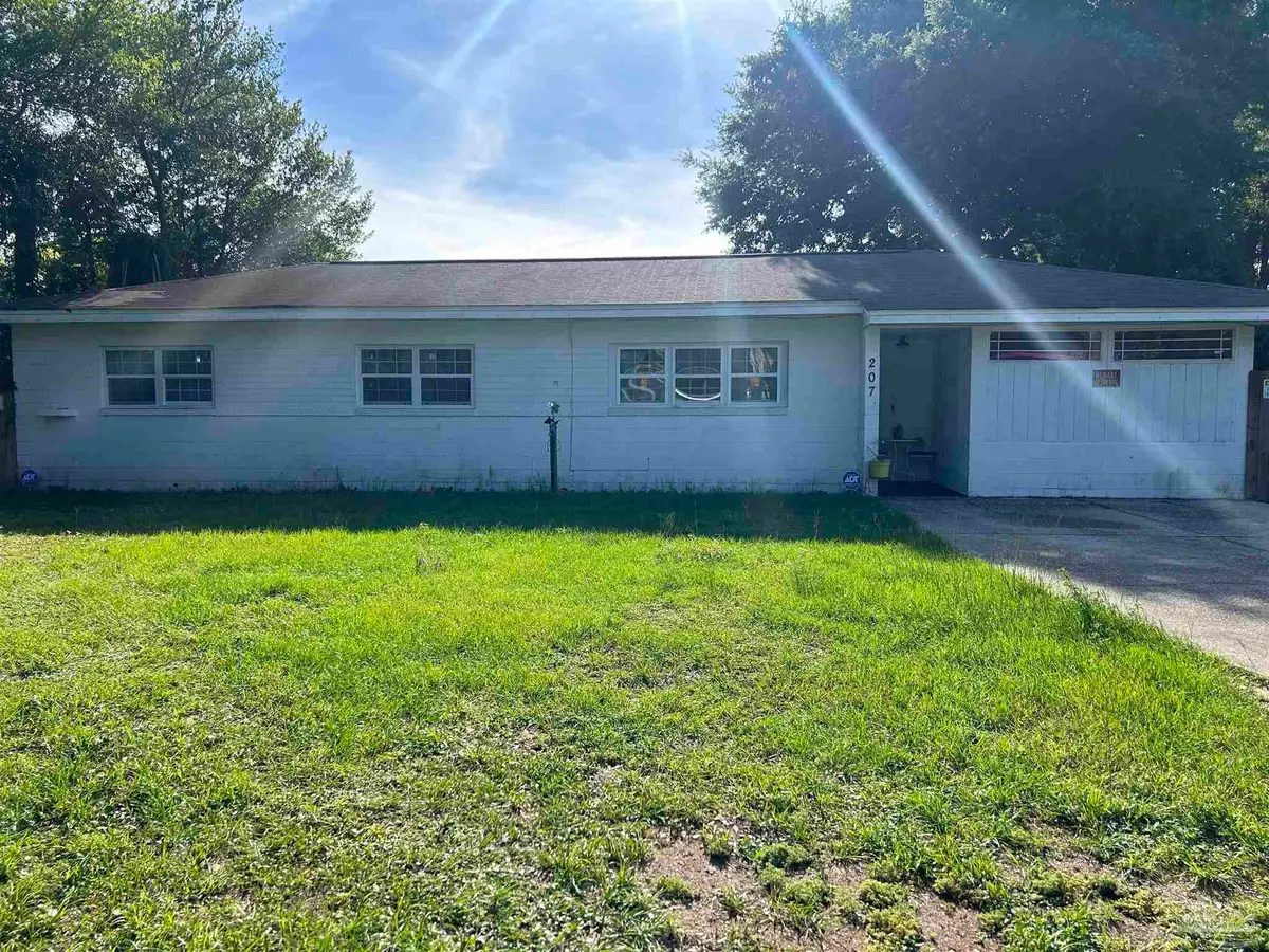 207 Emerald Ave, Pensacola, FL 32505 - #1