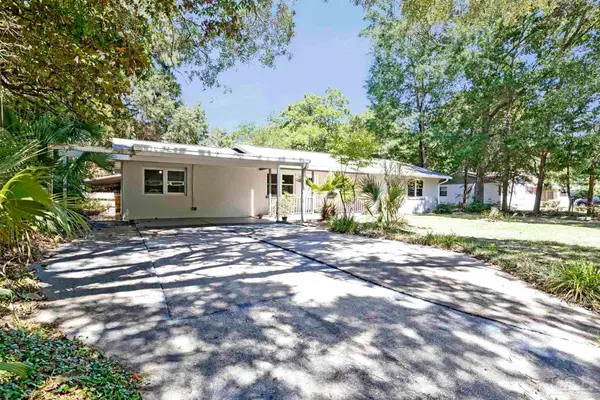 4508 Lemoyne Ln, Pensacola, FL 32505
