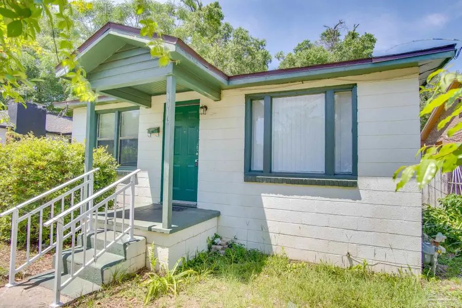 1016 W Maxwell St, Pensacola, FL 32501 - #2