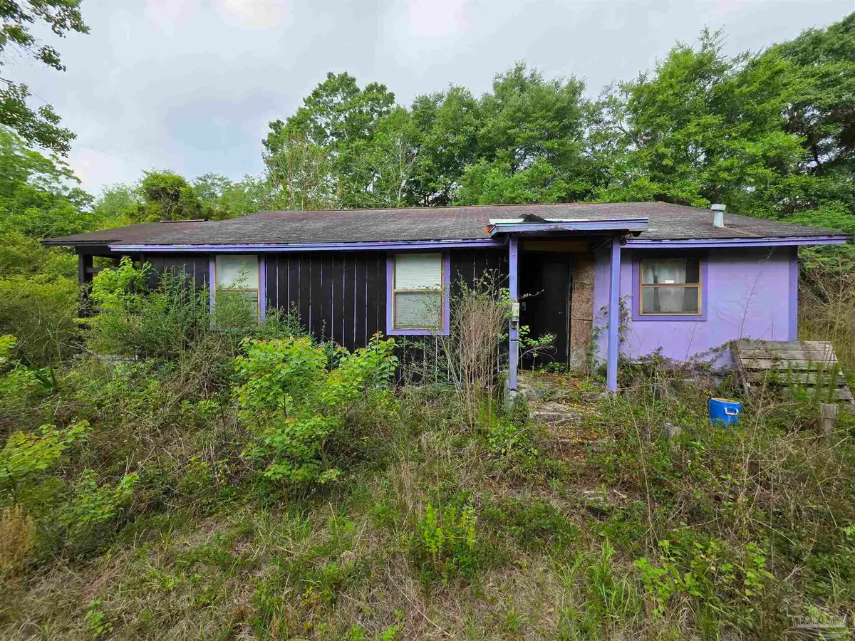5607 Osceola St, Milton, FL 32570 - #1