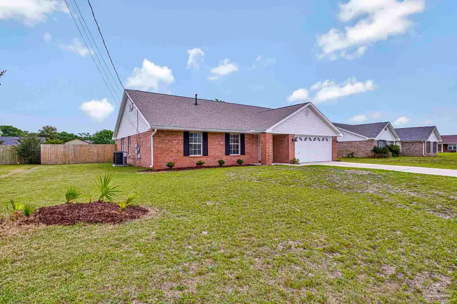 4026 Shorewood Dr, Pensacola, FL 32507 - #2