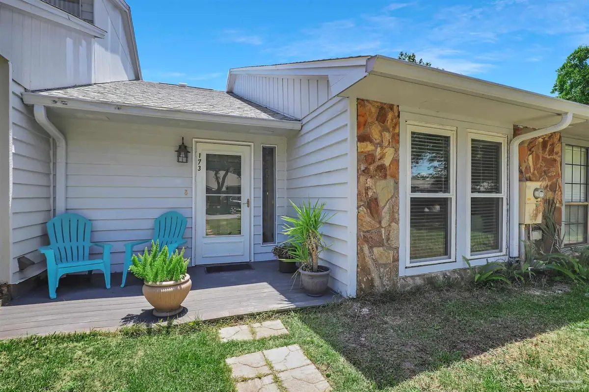 173 Kevin Dr, Gulf Breeze, FL 32561 - #1