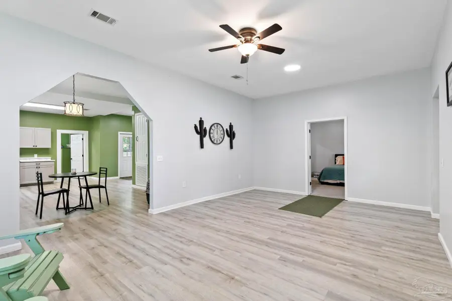 211 S Presley St, Atmore, AL 36502 - #3